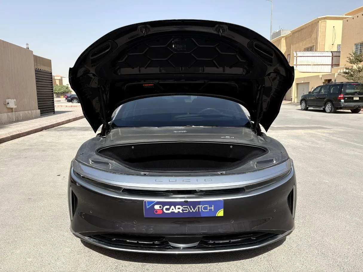 Car image 31