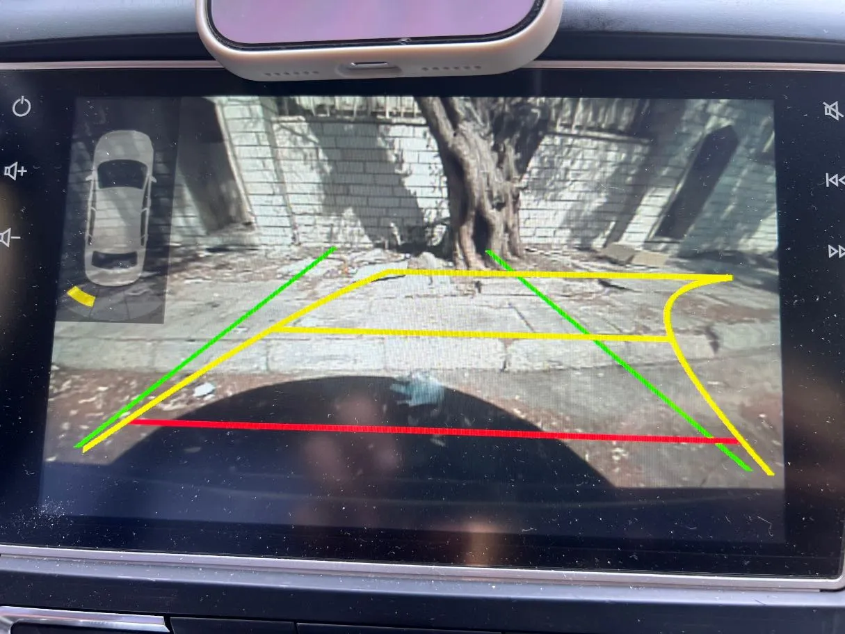 Car image 22