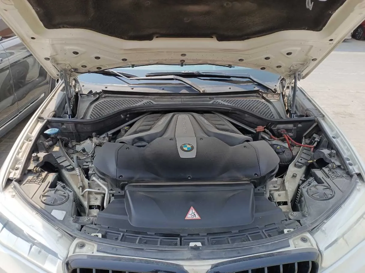 Car image 28