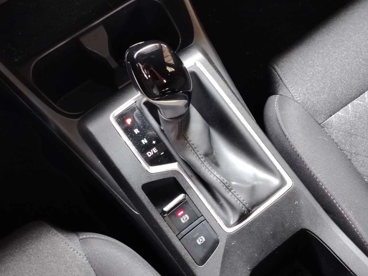 Car image 21