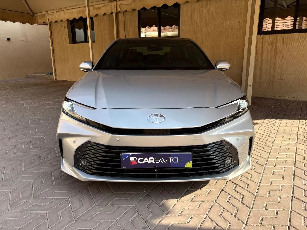 Car image 2