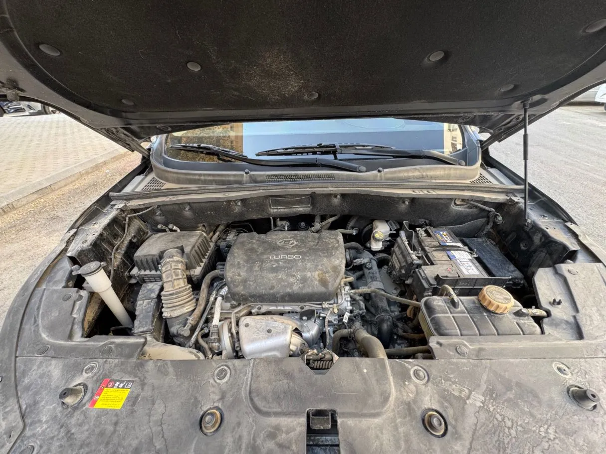 Car image 26