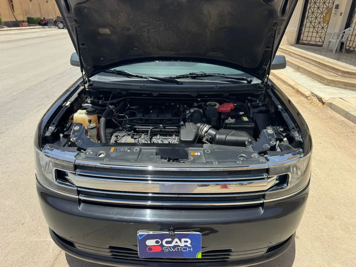 Car image 23