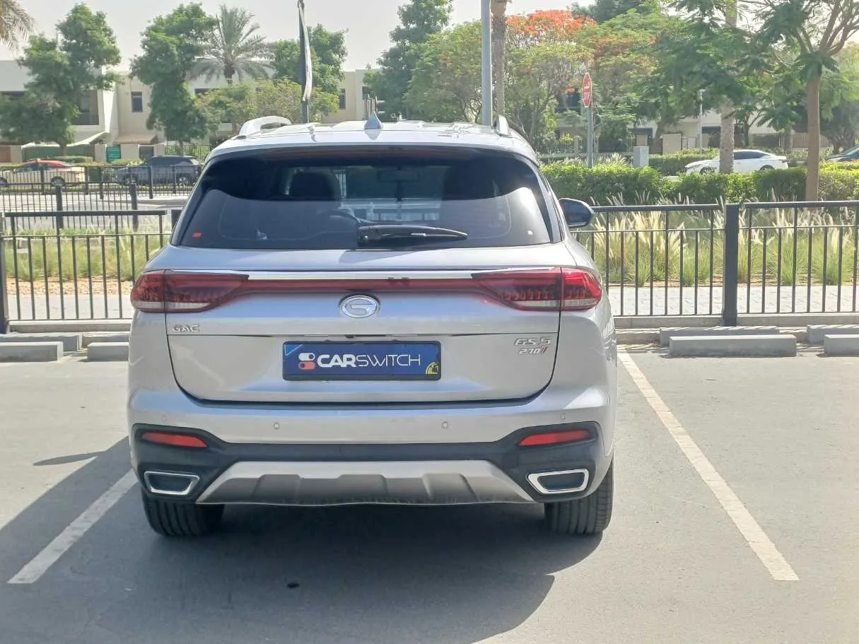 Car image 6