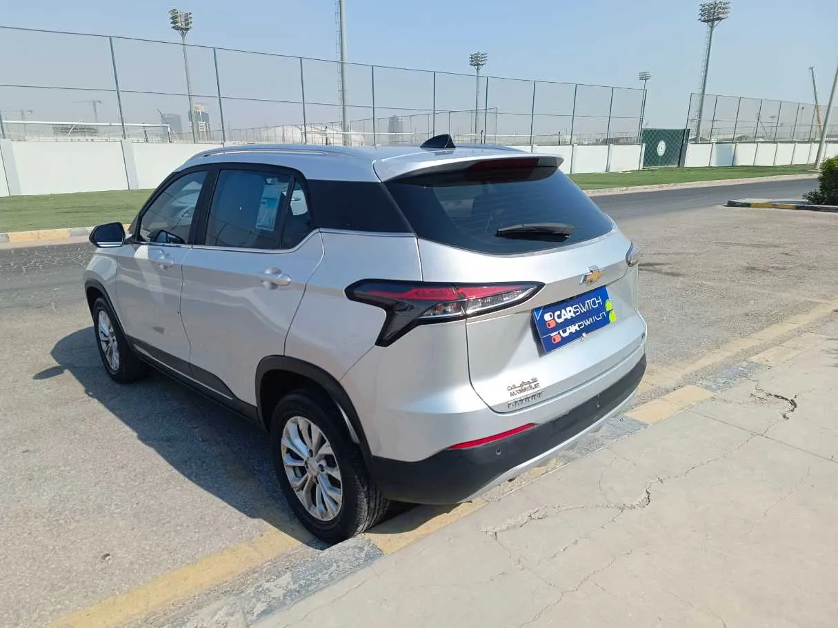 Car image 7