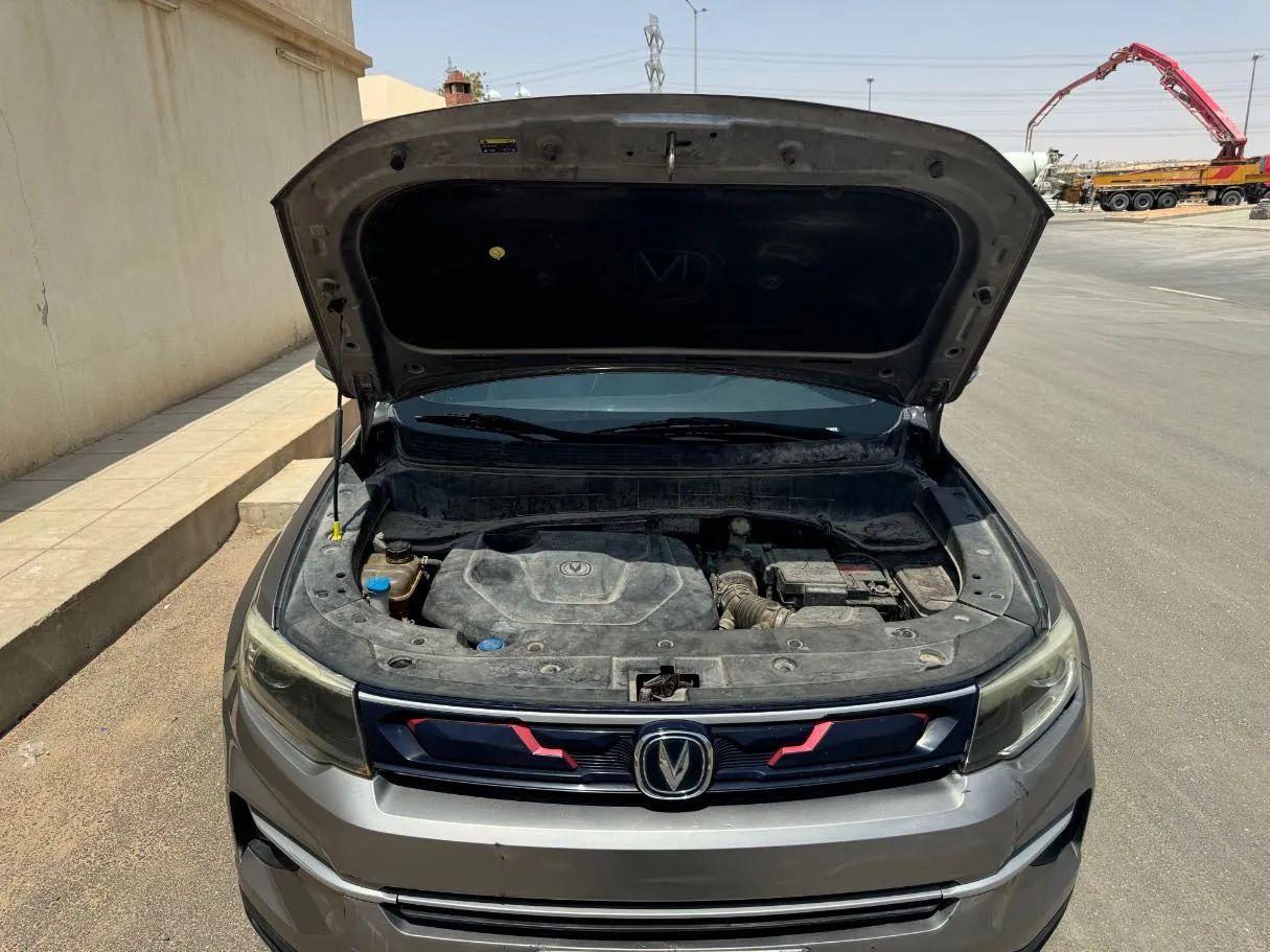 Car image 23