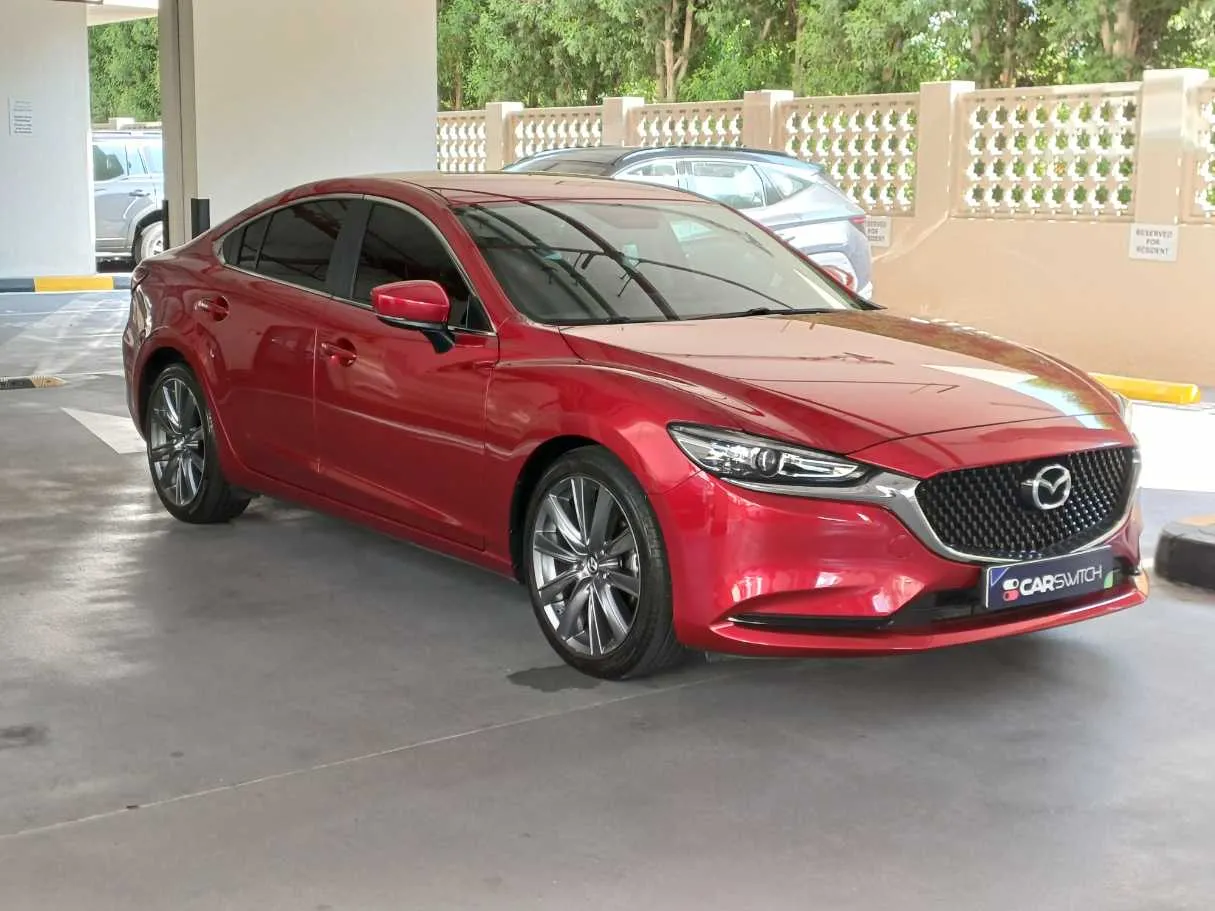 Car image 3