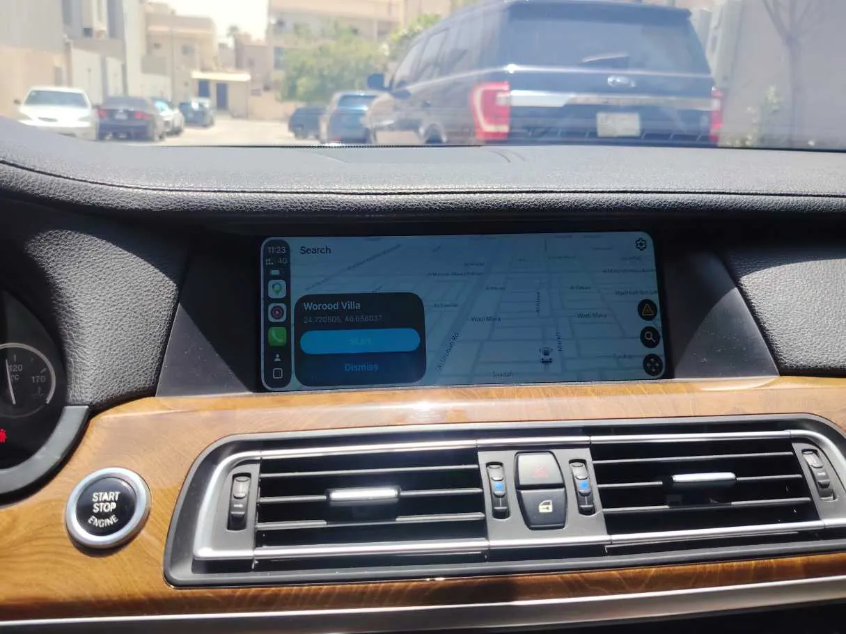 Car image 26
