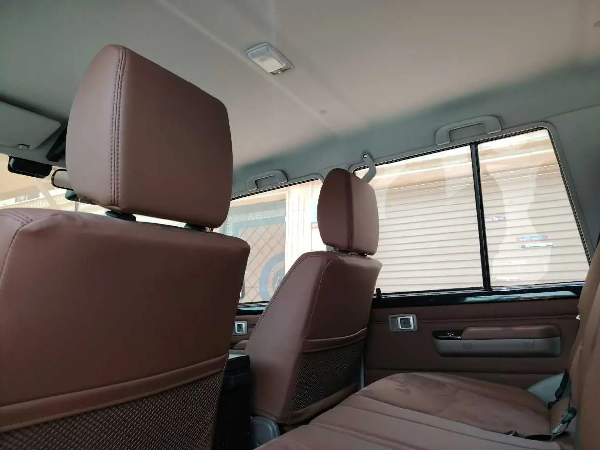 Car image 21