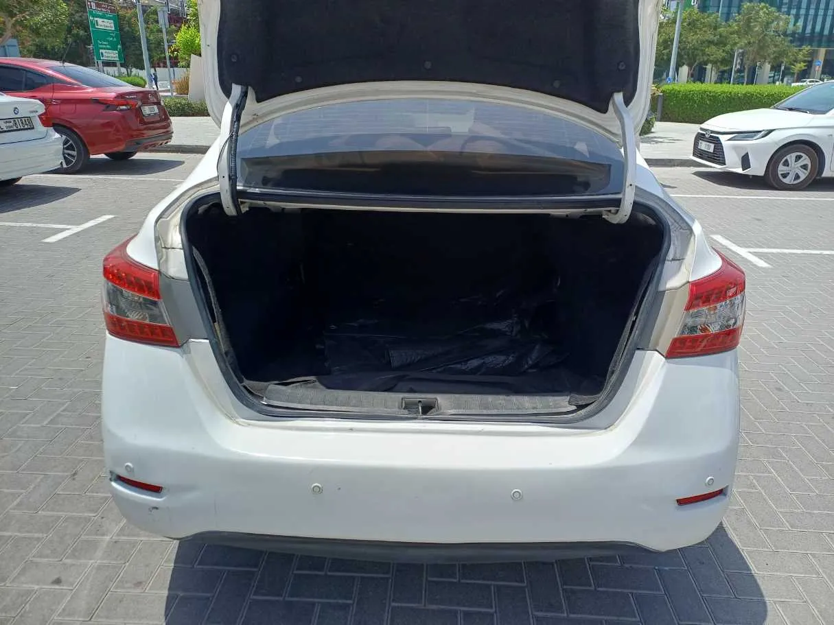 Car image 20