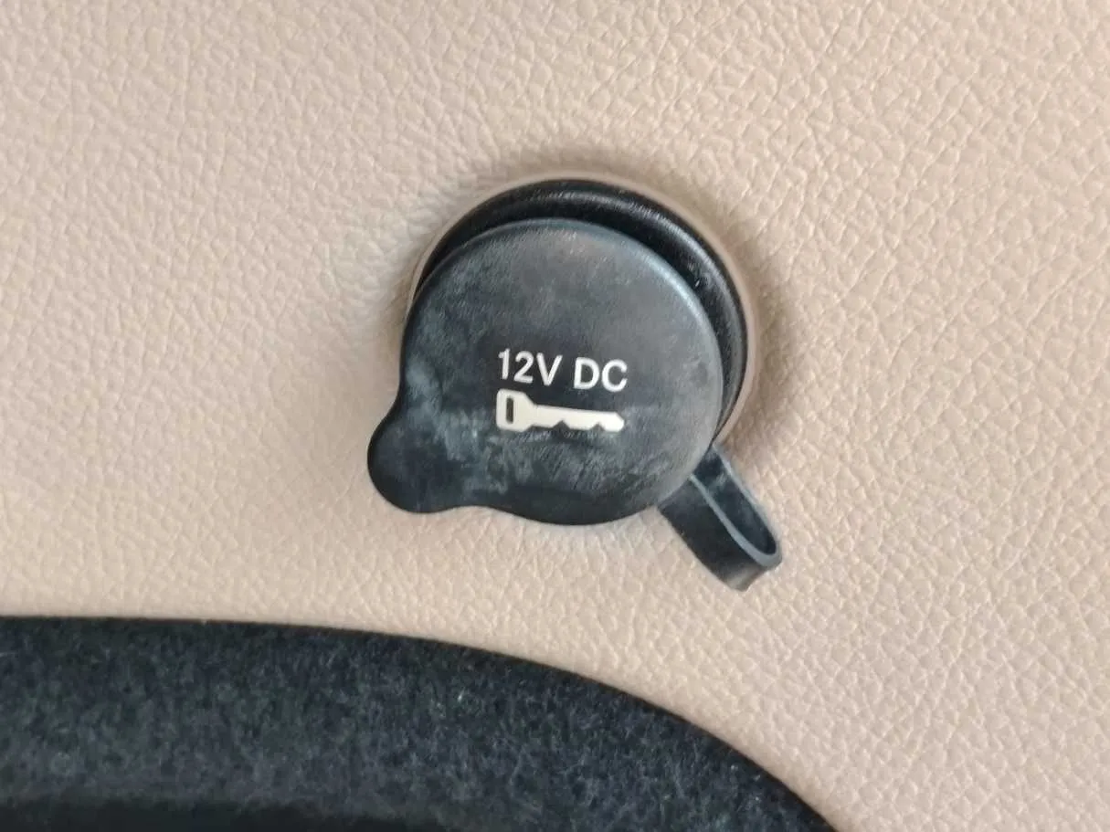 Car image 29