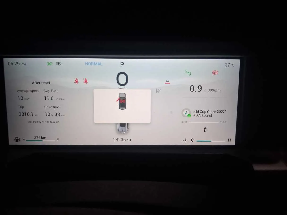 Car image 21