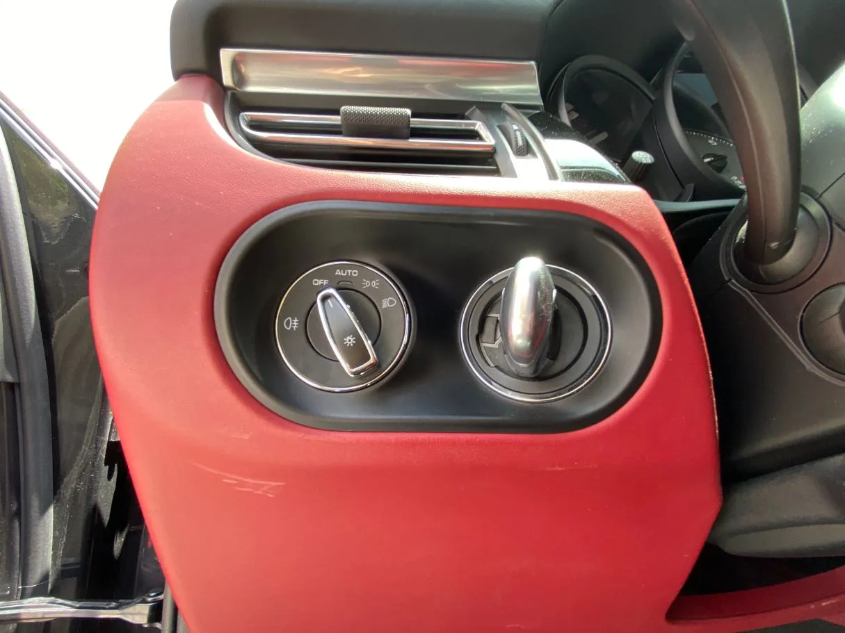 Car image 22