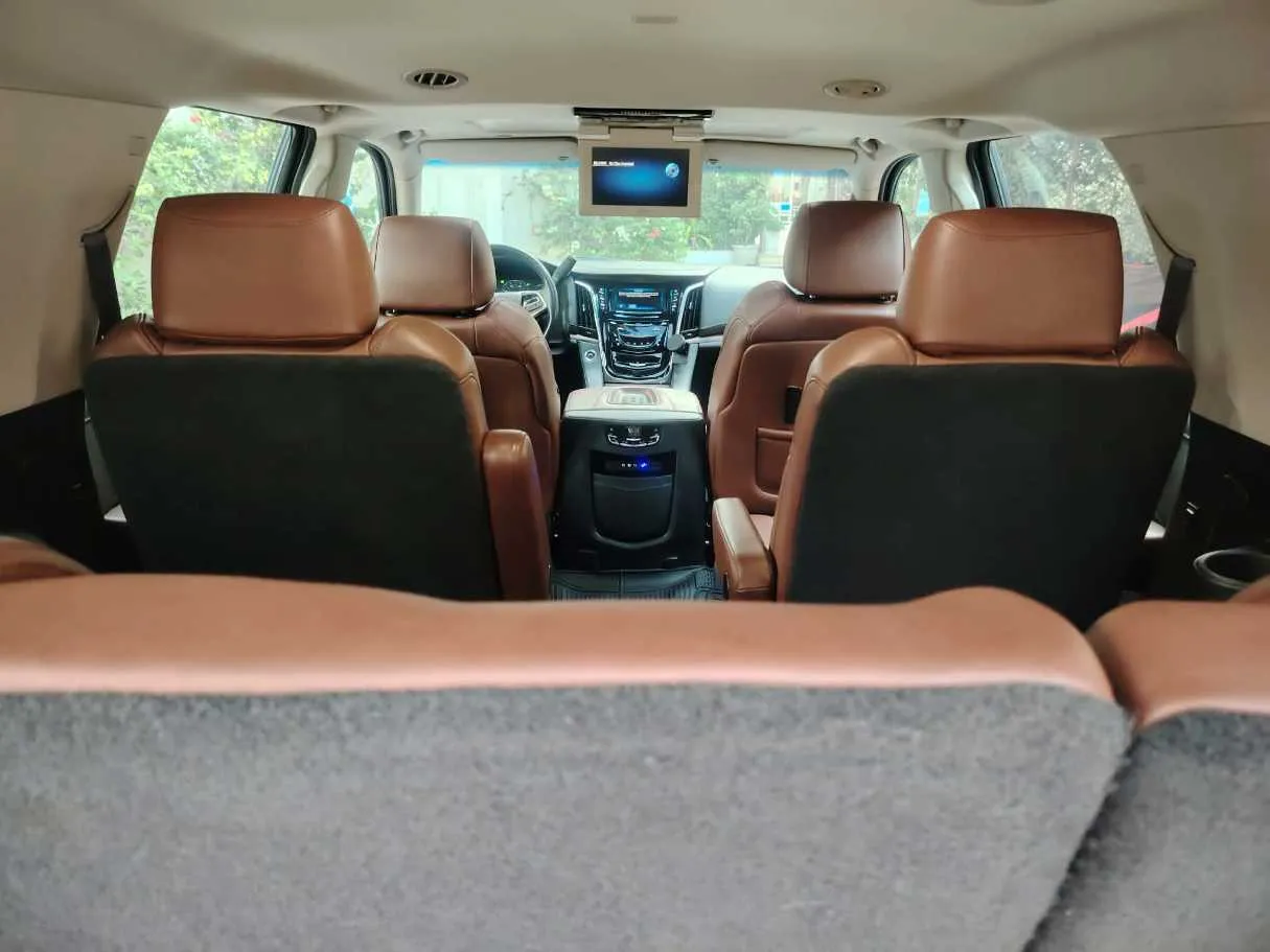 Car image 33
