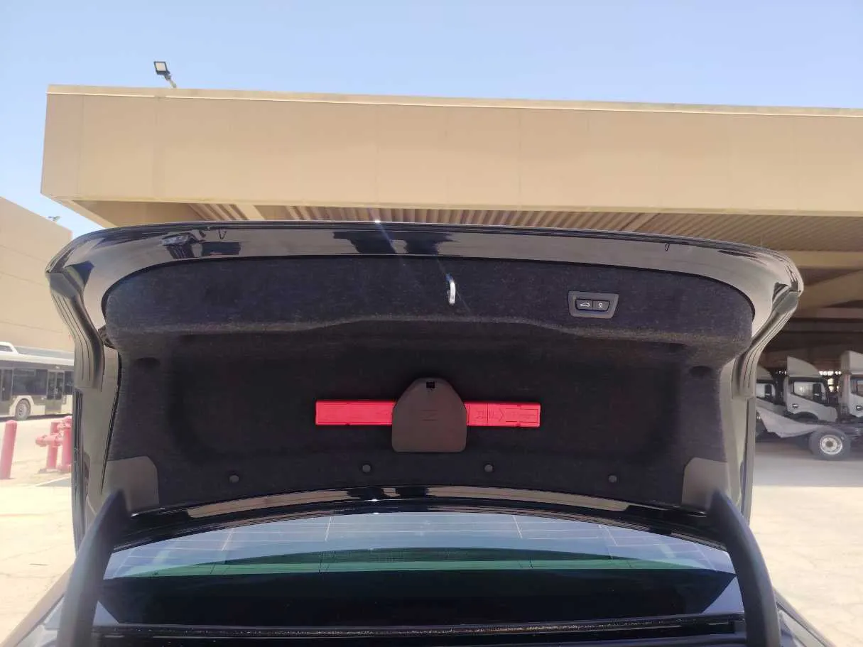 Car image 22
