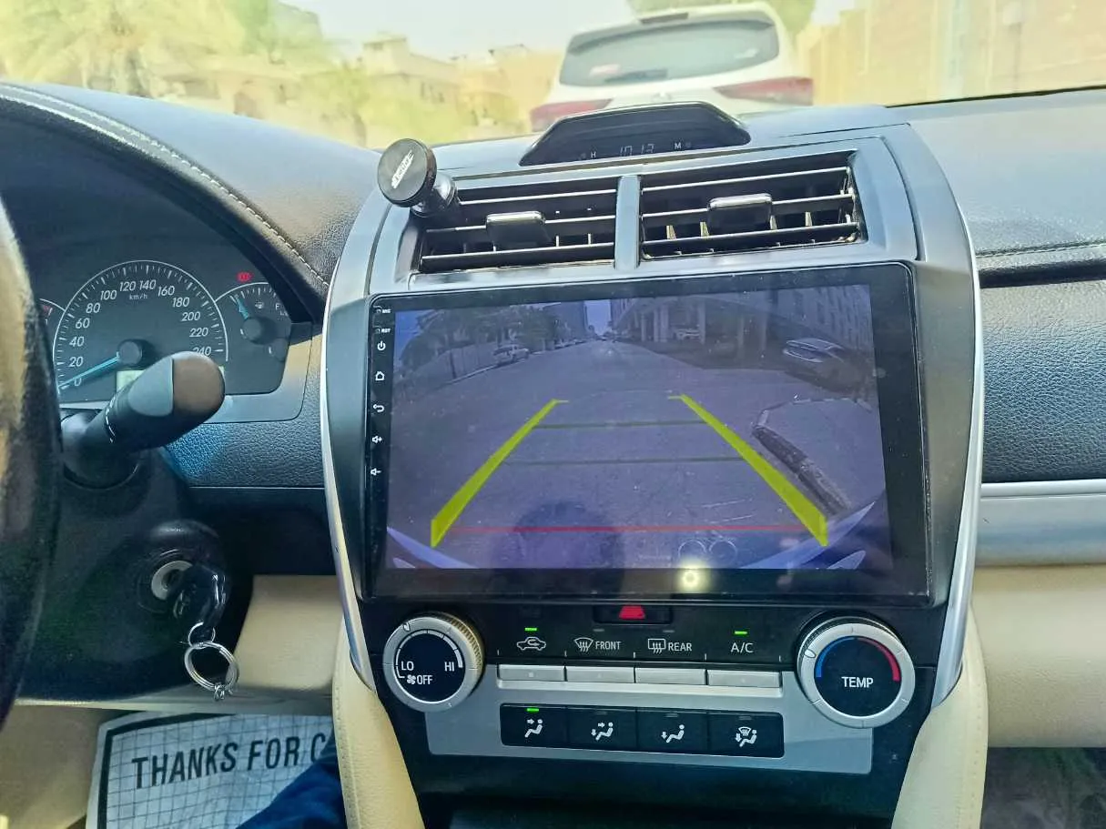 Car image 24