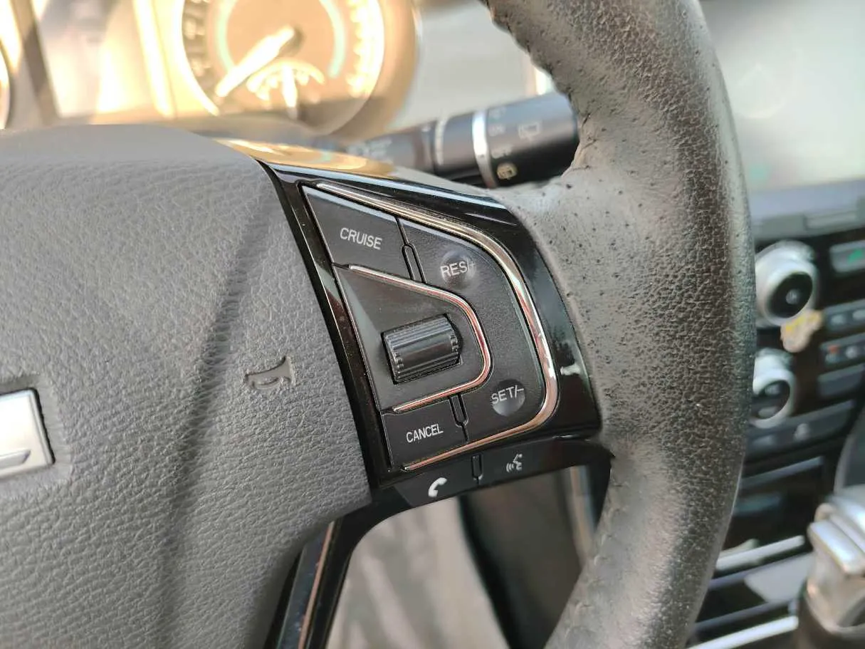 Car image 39