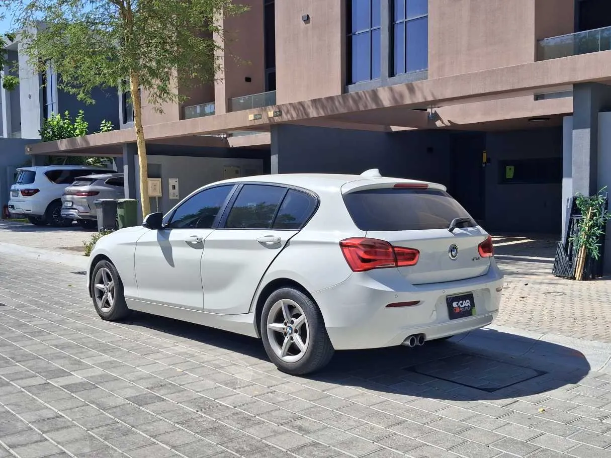 Car image 7