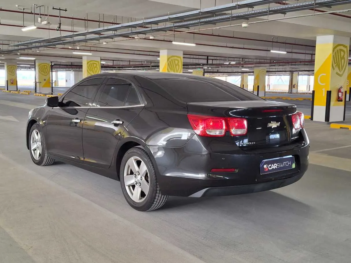 Car image 7