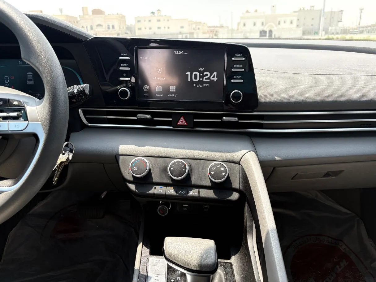 Car image 20