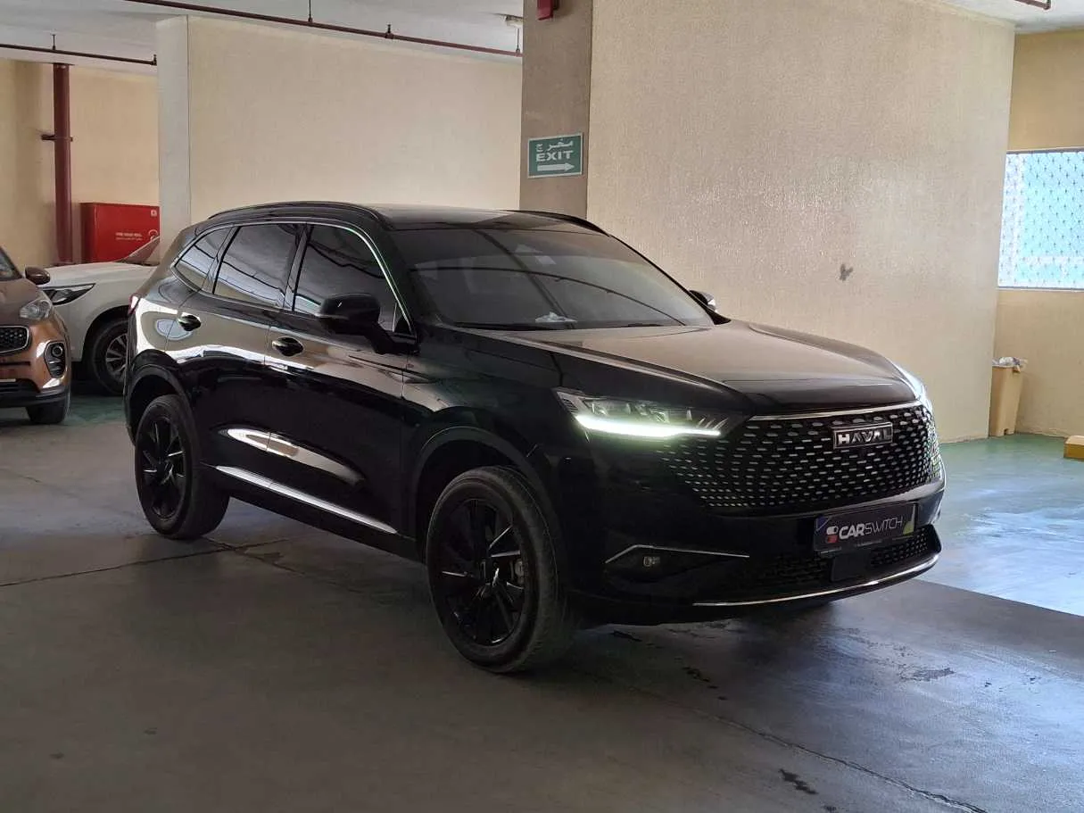 Car image 3