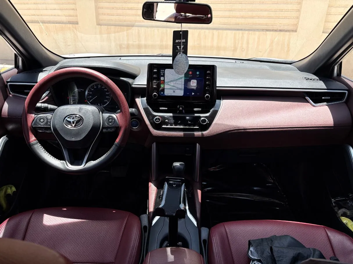 Car image 18