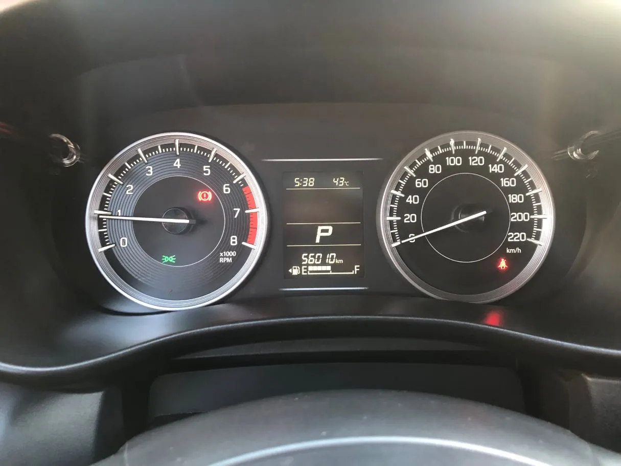 Car image 17