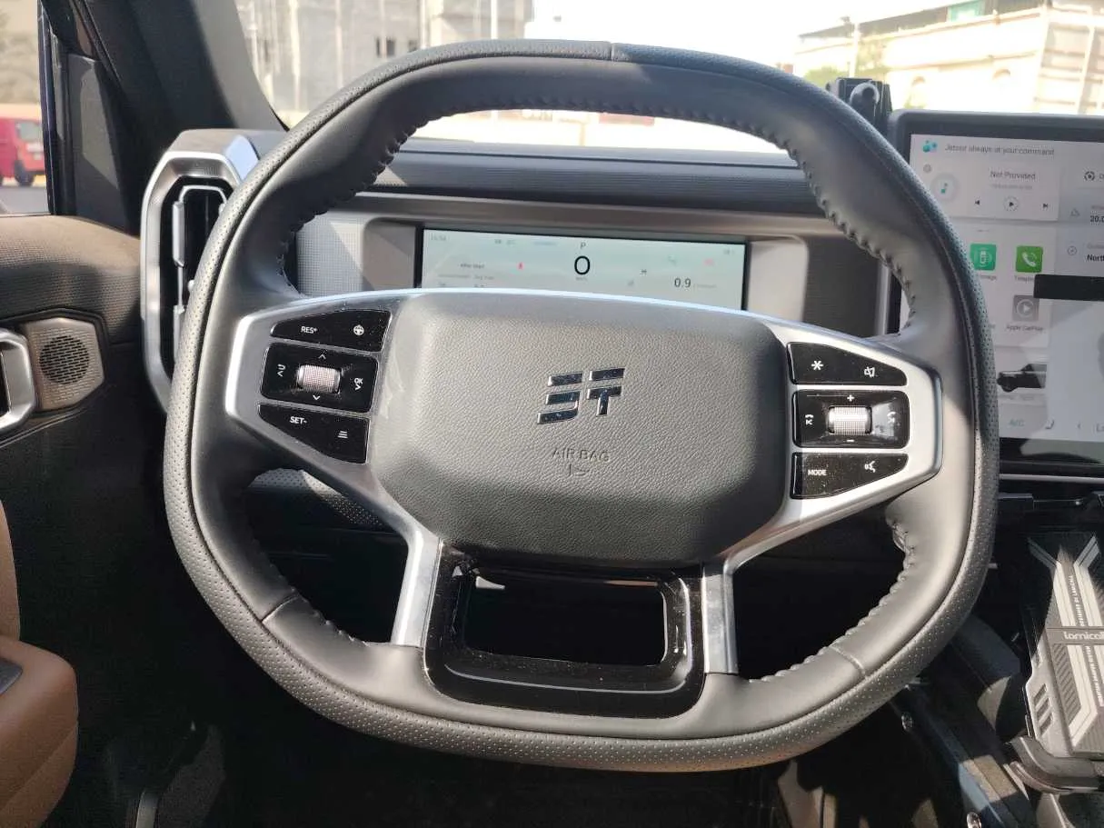 Car image 21