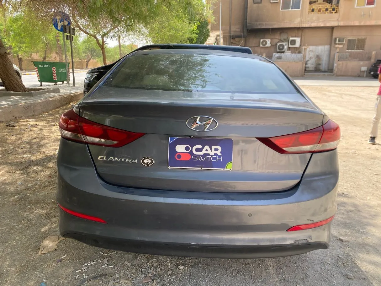 Car image 6