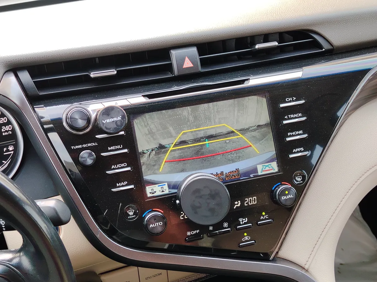Car image 22