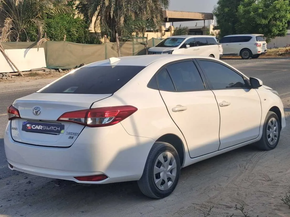 Car image 7