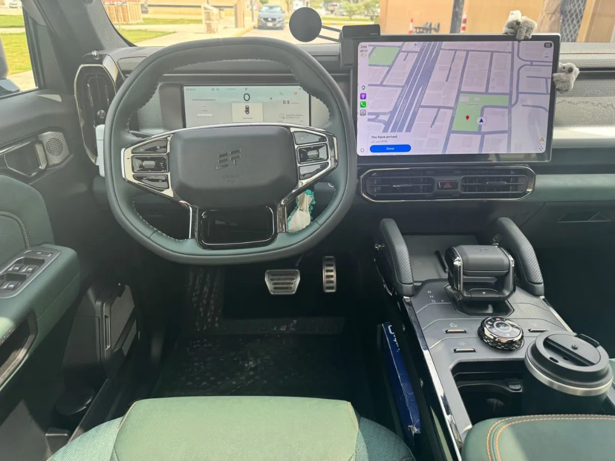 Car image 17