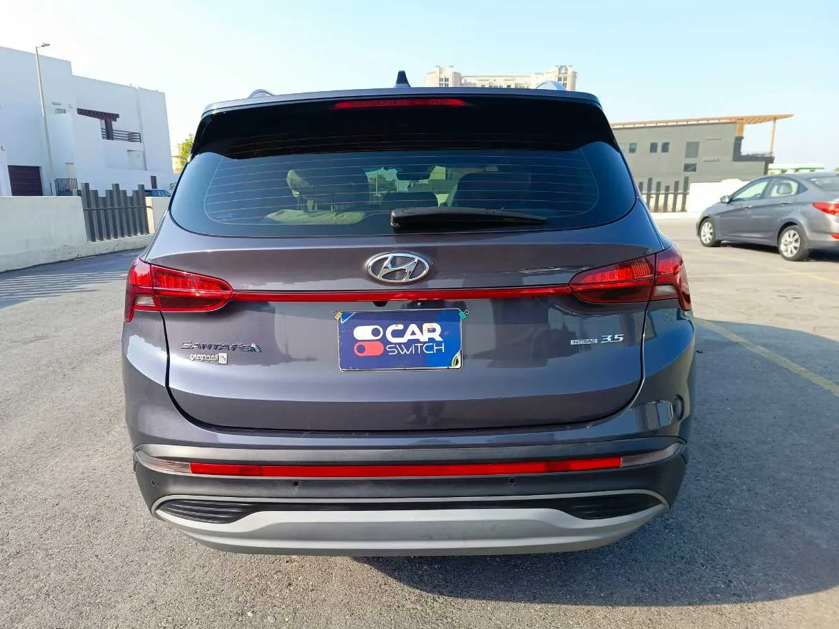 Car image 6