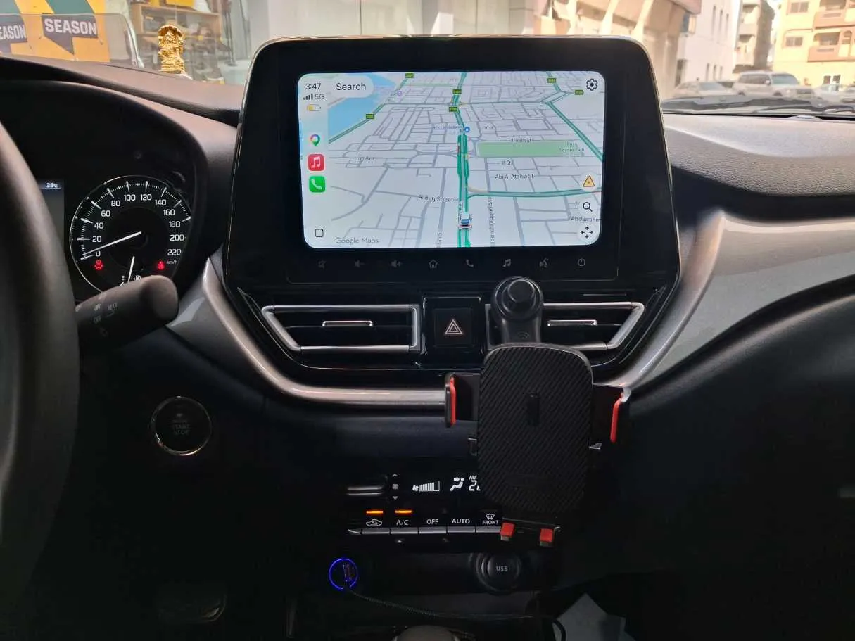 Car image 17