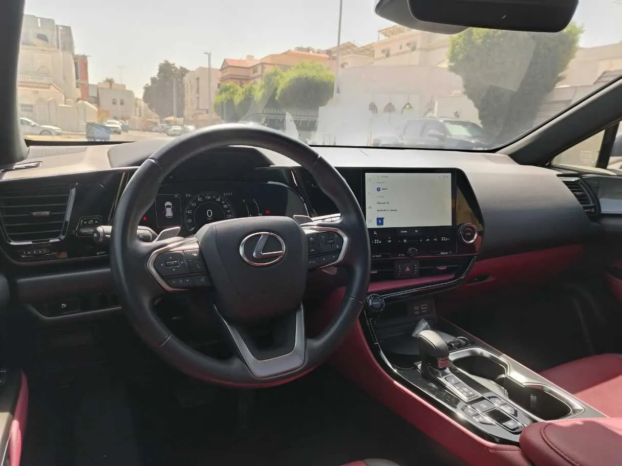 Car image 21