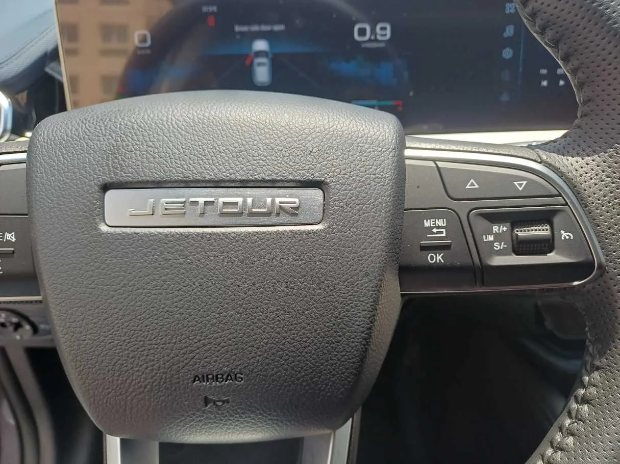 Car image 22
