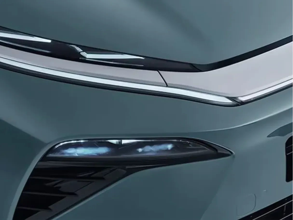 Car image 3