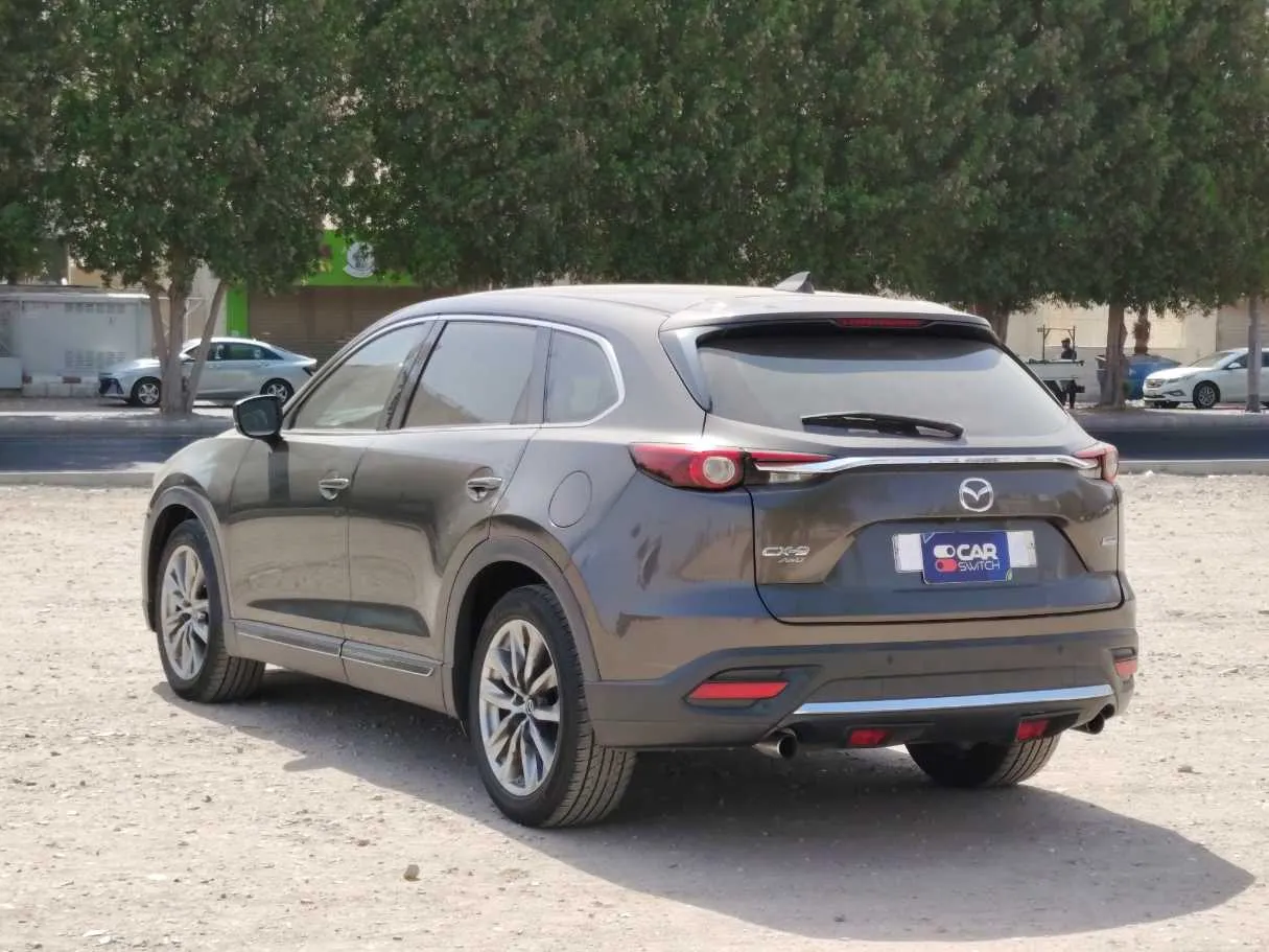 Car image 7