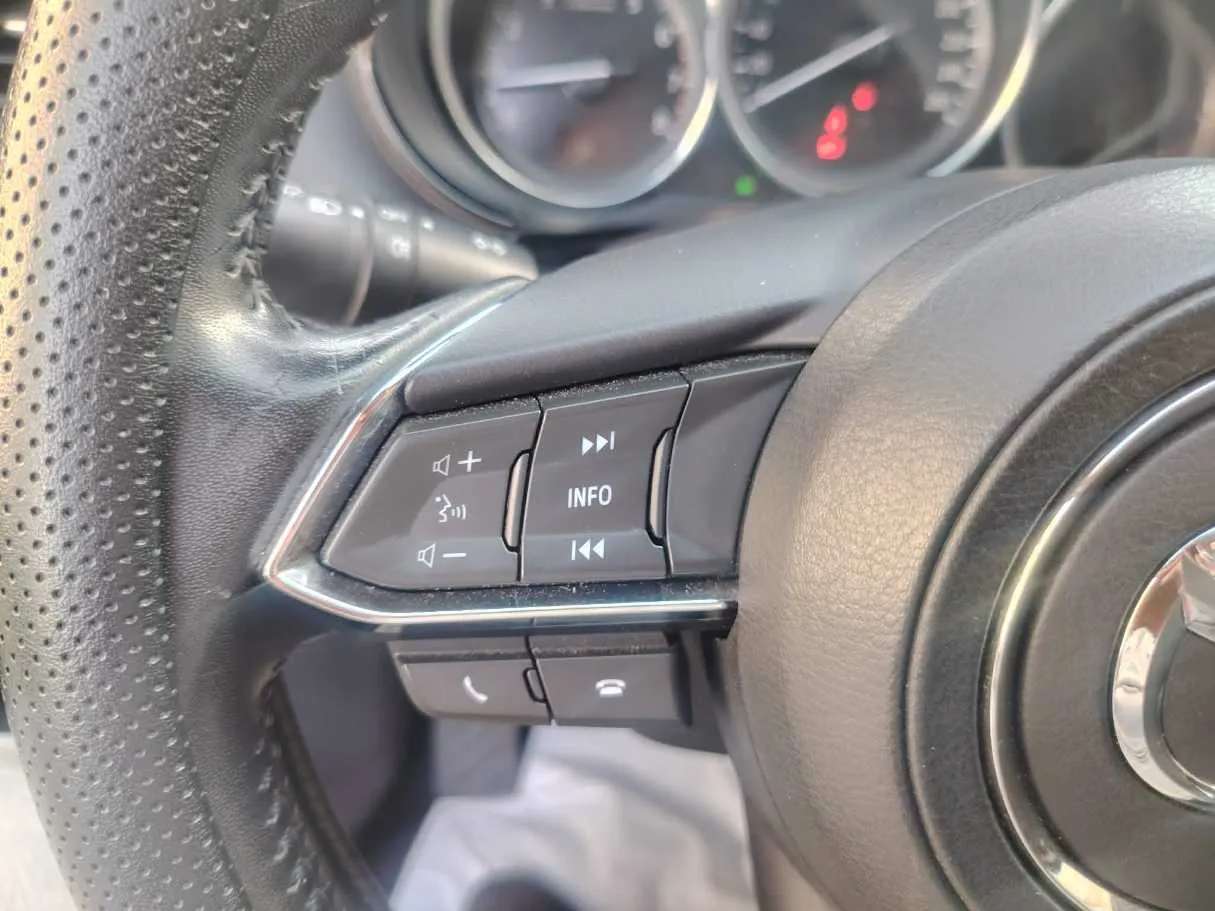 Car image 43