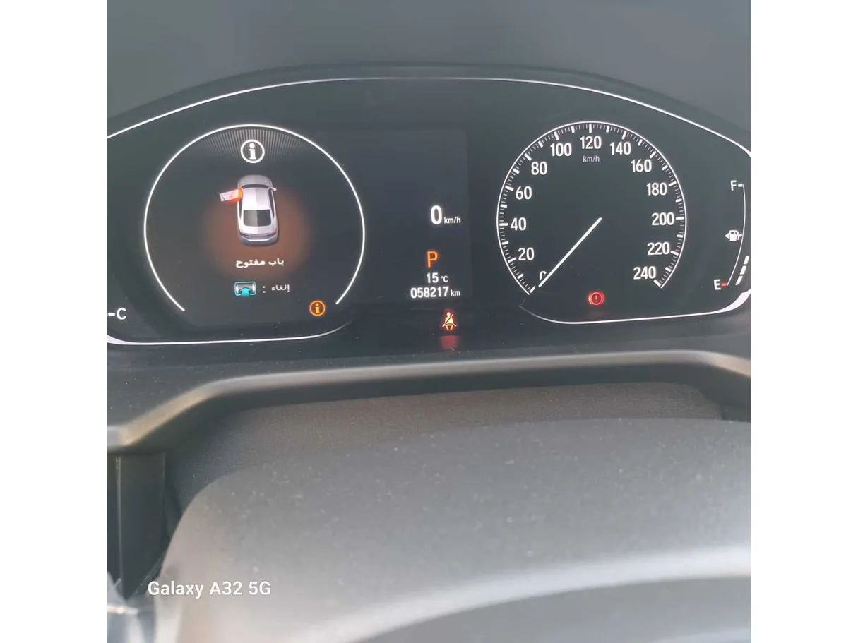 Car image 23
