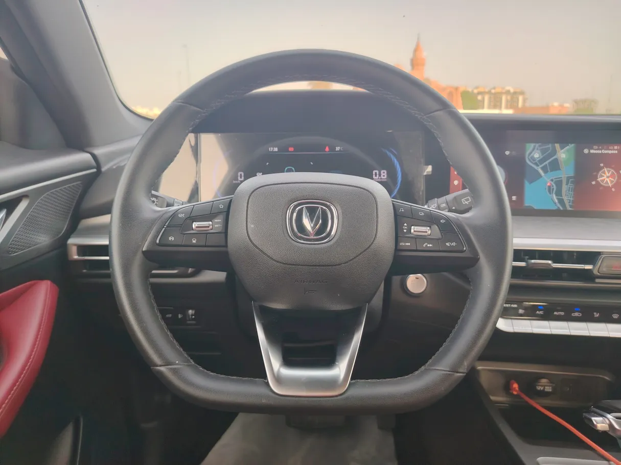 Car image 21