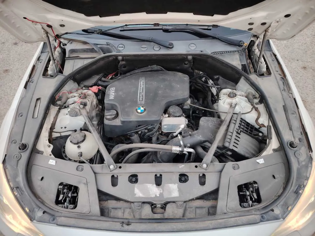 Car image 38