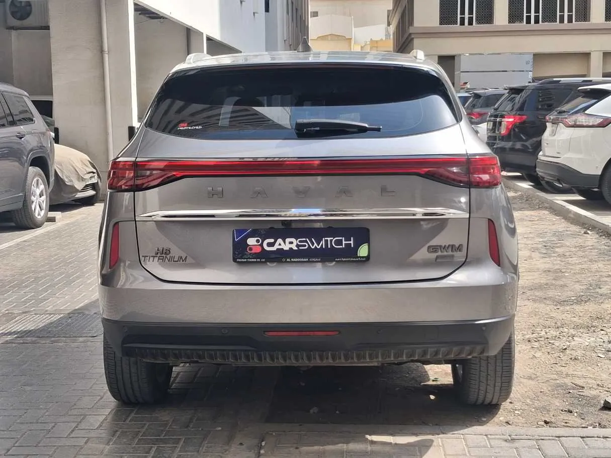 Car image 6