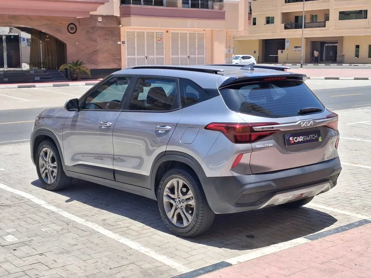 Car image 7