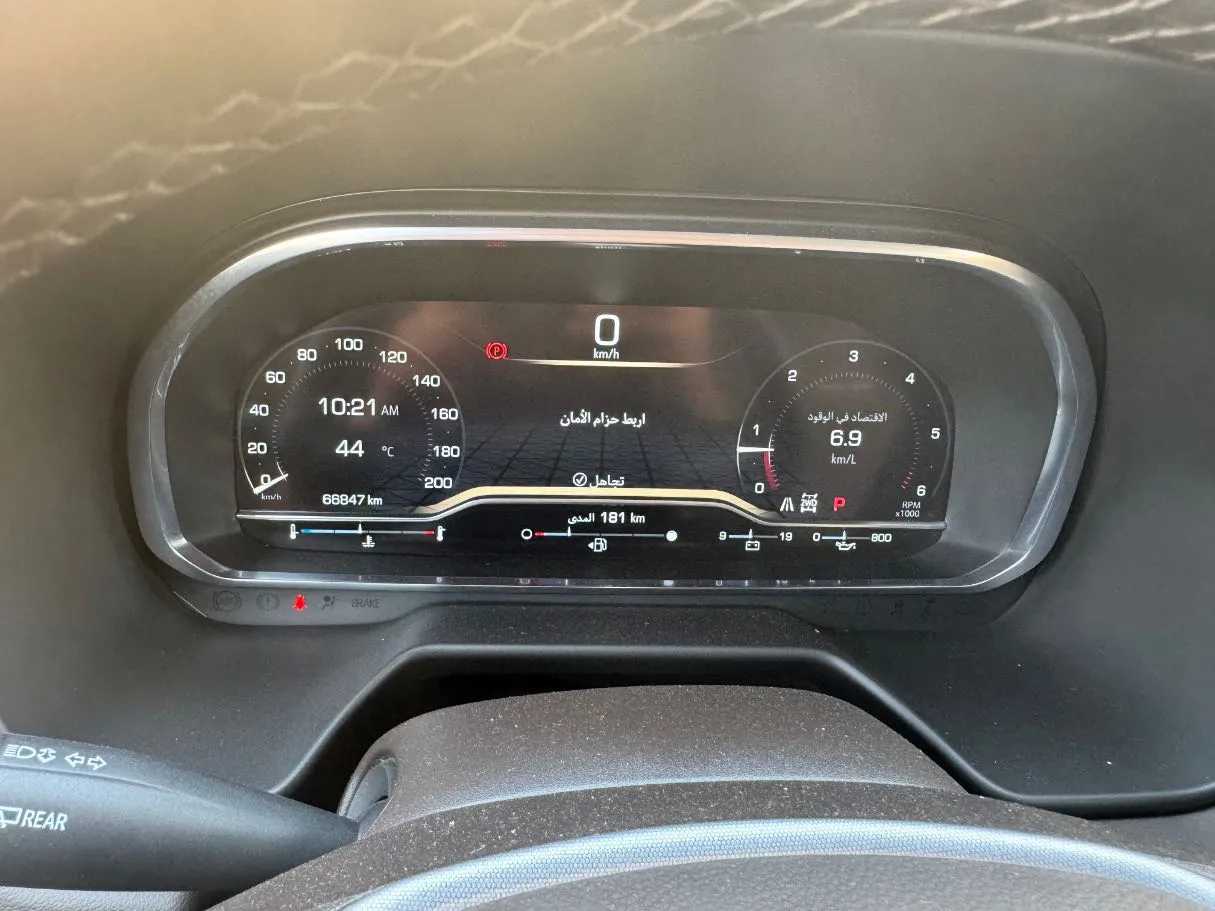 Car image 18