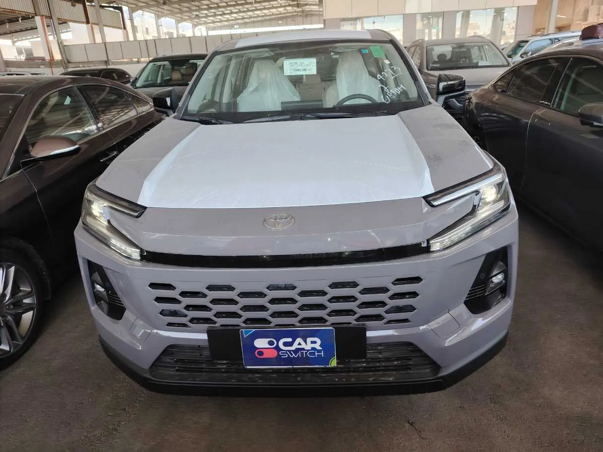 Car image 2