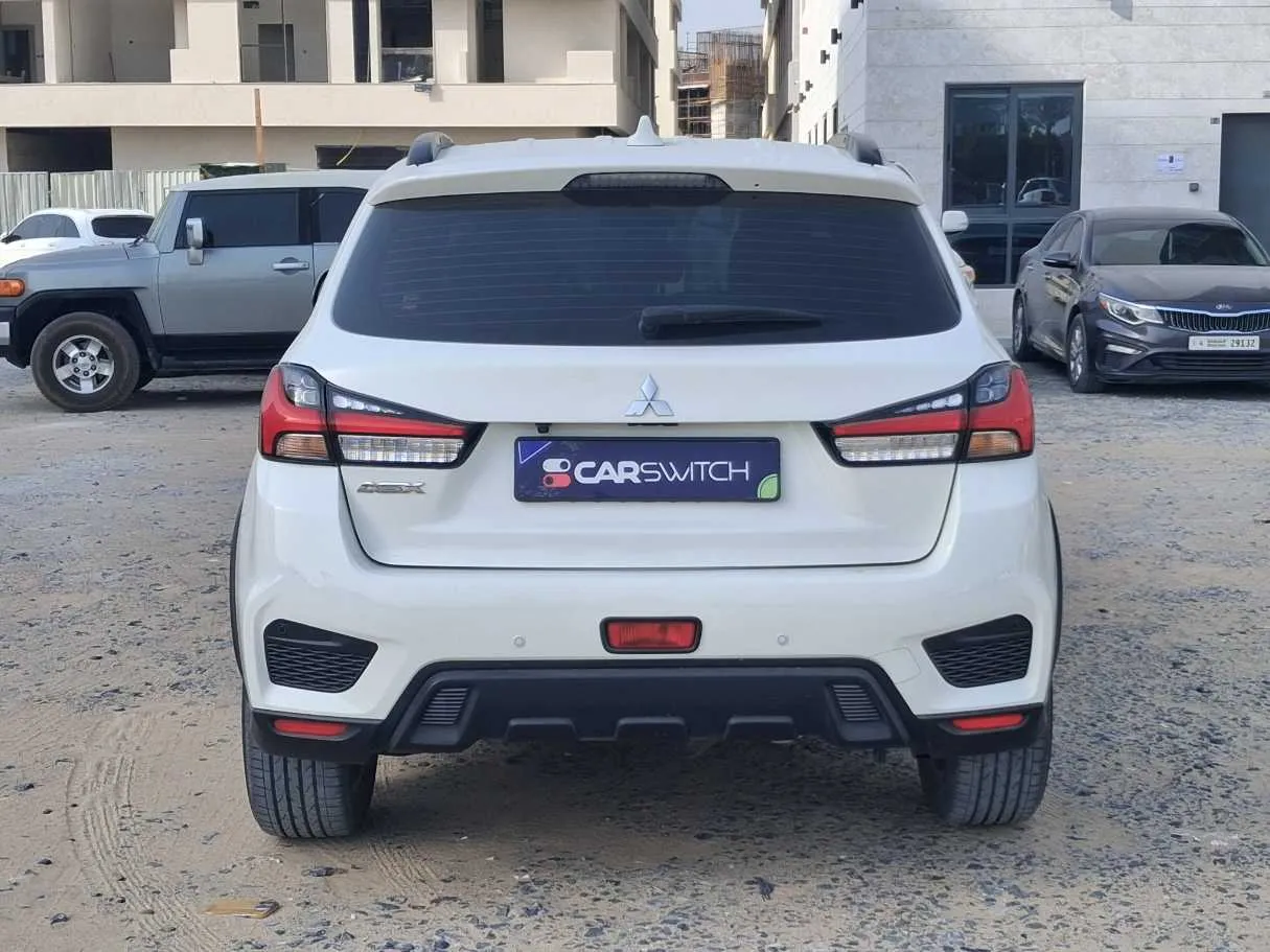 Car image 6