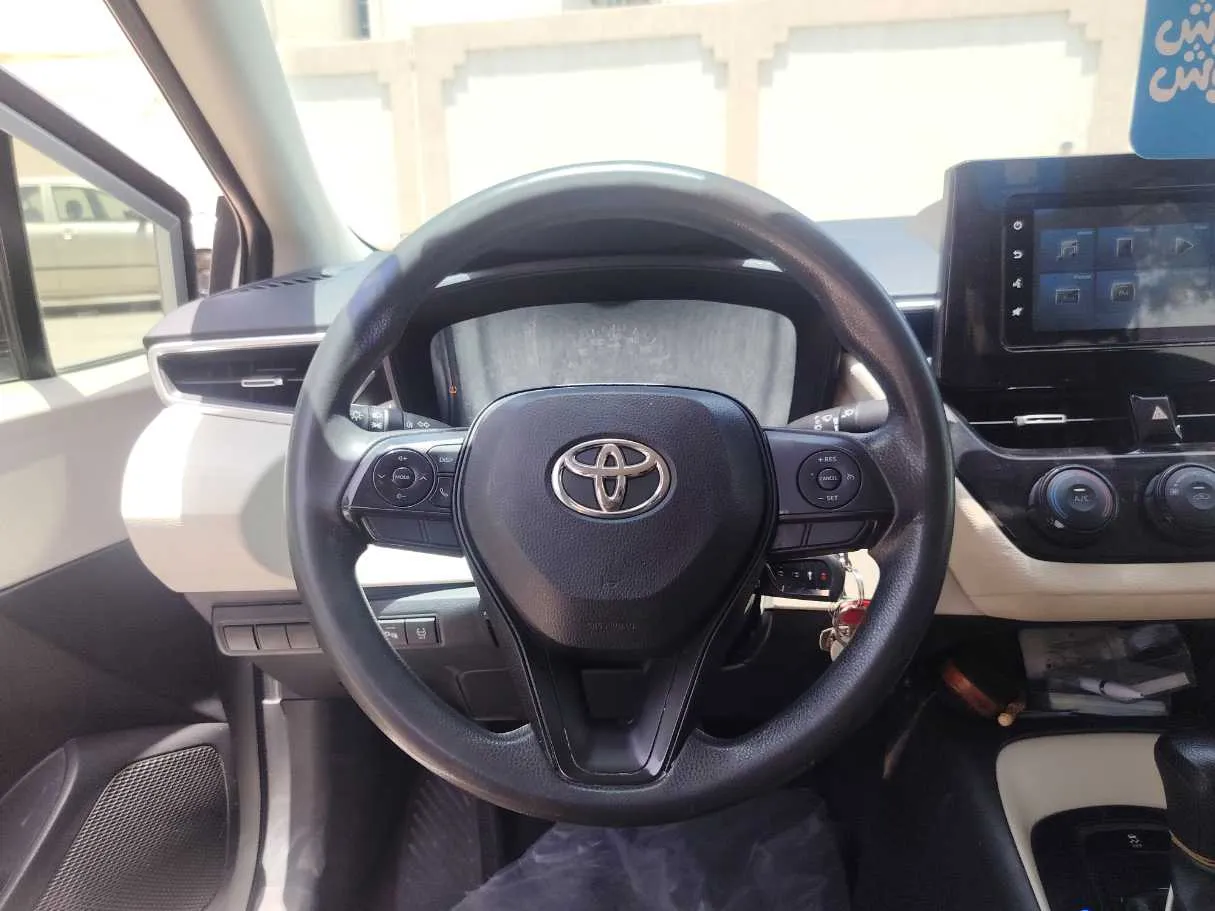 Car image 20