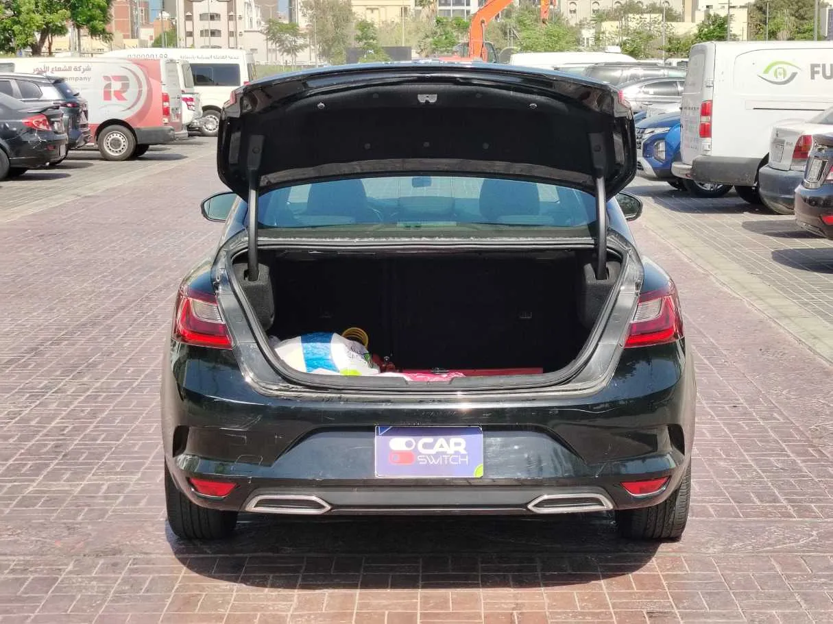 Car image 23
