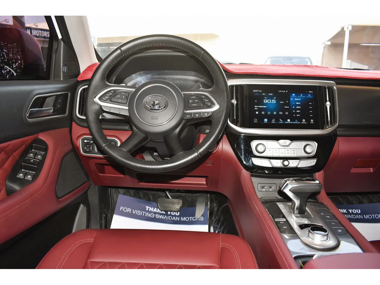 Car image 7